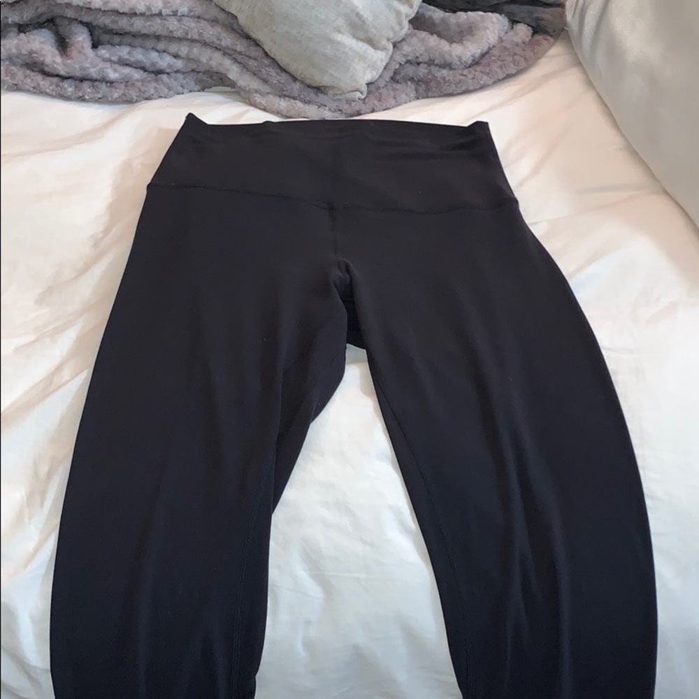 Lululemon Align 28” Size 6 LIKE NEW